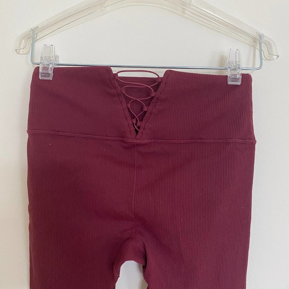 Fabletics High Waisted Seamless Rib Leggings NEW - Picture 8 of 8